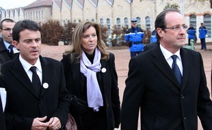 Manuel Valls, Valérie Trierweiler et François Hollande le 22 novembre 2011 à Cluny.