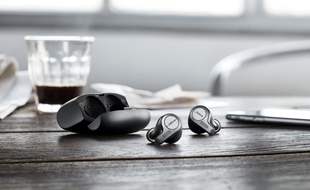 Les écouteurs True Wireless Elite 65t de Jabra intègrent Google Assistant.