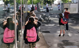 Une école (illustration)