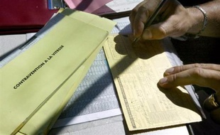 Le ministère de l'Intérieur a démenti mercredi que des quotas nationaux de procès-verbaux (PV) soient fixés aux forces de l'ordre, comme l'affirme à nouveau l'hebdomadaire Auto Plus en citant des exemples dans son édition de mardi.