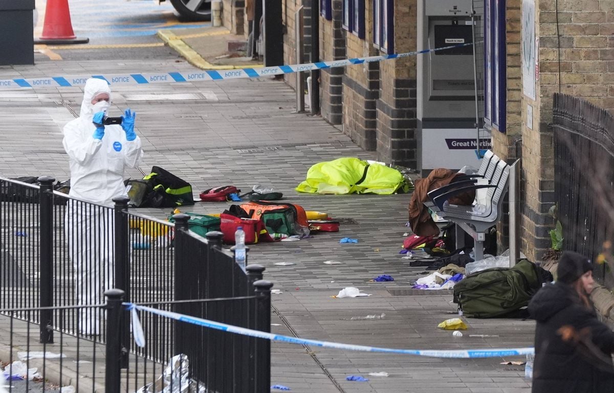 Angleterre : Le point sur l'attaque à l'arme blanche dans un train qui a fait 10 blessés