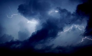 Météo France a levé son alerte orange lundi dans le Var et les Alpes-Maritimes, après l'avoir levé pour cinq départements du Sud-Est dimanche en début de soirée.