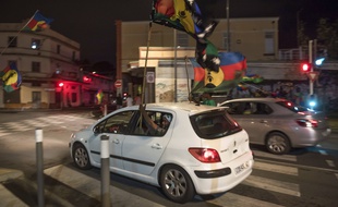 Des partisans de l’indépendance dans les rues de Nouméa lors du référendum du 4 octobre 2020.