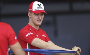 Mick Schumacher a été recruté par Ferrari pour intégrer la filière jeunes pilotes et courir en Formule pour la saison 2019.