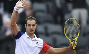Richard Gasquet après sa victoire contre Kei Nishikori à Roland-Garros le 29 mai 2016.