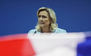 Si elle était élue en 2022, Marine Le Pen lancerait un référendum pour inscrire dans la Constitution la préférence nationale.