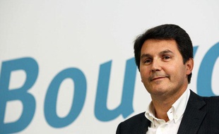 Olivier Roussat, le directeur général de Bouygues Telecom lors de la conférence de presse de Bouygues Telecom pour le lancement de IDEO en mai 2009.