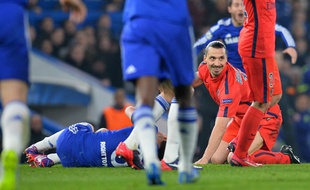 Zlatan Ibrahimovic s'est fait expulser dès la 31e minute lors de Chelsea-PSG (2-2 ap) le 11 mars 2015.