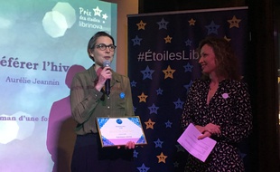 Aurélie Jeannin (au micro), lauréate du 3e prix des Etoiles, et Charlotte Allibert, cofondatrice de Librinova.