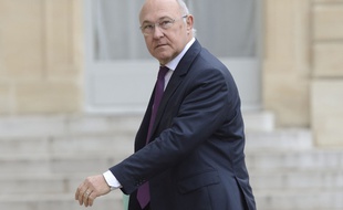 Michel Sapin arrive à l'Elysée, le 26 mai 2014.
