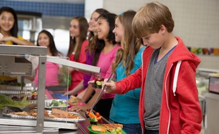 Les tarifs des cantines scolaires sont très variables d'un établissement à l'autre.
