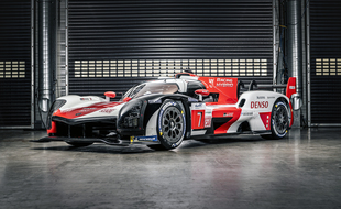Parmi les trois modèles d'hypercars en lice aux 24h du Mans cette année, la Toyota GR010 est la seule à disposer d'une motorisation hybride.