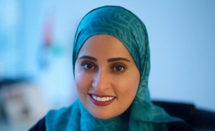 Ohood Al Roumi a été nommée ministre du Bonheur aux Emirats arabes unis.