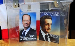 Le candidat socialiste à la présidentielle François Hollande recueille 53,5% des intentions de vote, en baisse d'un point par rapport à la semaine dernière, contre 46,5% (+1) à Nicolas Sarkozy, selon un sondage BVA pour Orange, la presse régionale et RTL publié mercredi.