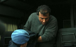 Le commandant du Costa Concordia Francesco Schettino, à sa sortie du tribunal de Grosseto, le 17 janvier 2012.