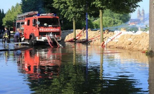 Budapest s'organise fébrilement en vue de la crue du Danube, qui a atteint un record historique samedi à Budapest, où le pic est attendu pour lundi, alors qu'en Allemagne, la région de Saxe-Anhalt (est) évacue des milliers d'habitants face à la montée des eaux.