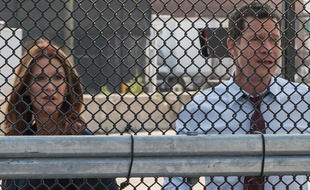 Poppy Montgomery et Dylan Walsh dans la saison 3 de Unforgettable.