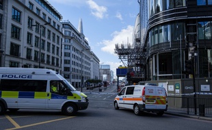Le quartier de London Bridge et Borough Market bouclé dimanche 4 juin au lendemain des attaques terroristes.