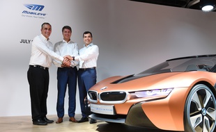 Les patrons d'Intel, Brian Krzanich, de BMW, Harald Krueger et de Mobileye, Amnon Shashua, à Munich, le 1er juillet 2016.