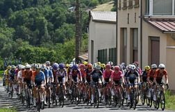 EN DIRECT Tour de France féminin 2025 - 7e étape : Maeva Squiban est monstr…