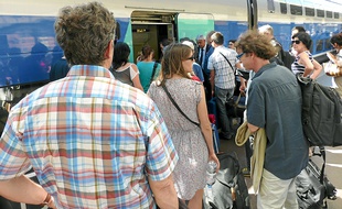 Les trains maintenus sont souvent bondés, comme ici à la Part-Dieu.
