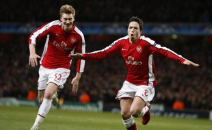 Samir Nasri (à droite) et Nicklas Bendtner,le 9 mars 2010 à Londres.
