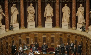Le Sénat a adopté la création d'un dispositif d'interdiction de sortie du territoire