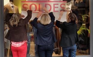 Soldes à Strasbourg. (Illustration)