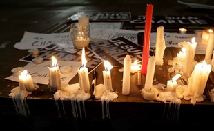 Hommage spontané suite à l'attaque contre la revue Charlie Hebdo.