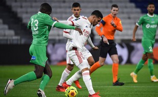 Aouar au duel avec Gourna, le 8 novembre 2020.
