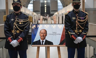 Hommage à VGE.