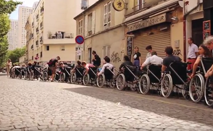 La "Mission Roosevelt" en 2017 dans les rues de Paris.