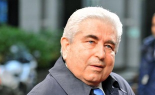 Le président chypriote Demetris Christofias a qualifié mardi de "criminel", le comportement des banques de l'île, les jugeant responsables des "douloureuses" conditions imposées par le plan de sauvetage européen.