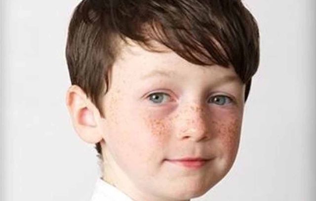 Leo Earley sera-t-il le frère jumeau caché de Harry (sans ses lunettes)… ?