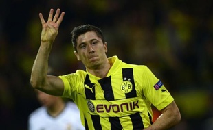 Le Borussia Dortmund peut entrevoir la finale de la Ligue des champions, après avoir dominé mercredi soir le Real Madrid (4-1) en demi-finale aller, grâce à son canonnier polonais, Robert Lewandowski, auteur d'un exceptionnel quadruplé.