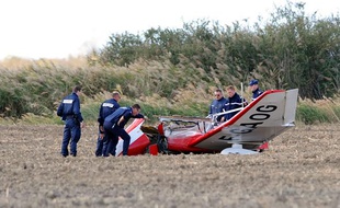 Deux avions de tourisme se sont percutés en plein vol le 17 octobre 2009 à Beaugeay, dans le sud-ouest de la France. L'accident a fait quatre morts.
