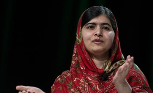 La lauréate du prix Nobel de la paix, Malala Yousafzai, le 21 octobre 2014 à Philadelphie, aux Etats-Unis