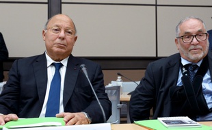 Le recteur de la mosquée de Paris Dalil Boubakeur et le recteur de la mosquée de Lyon Kamel Kabtane le 16 juin 2016 à Paris