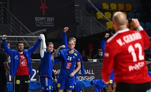Vinvent Gérard et les Bleus sont qualifiés pour les demi-finales des championnats du monde.