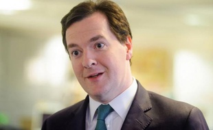 Le ministre des Finances britannique, George Osborne, va devoir admettre mercredi que sa cure drastique de rigueur mettra plus de temps que prévu à porter ses fruits sans toutefois changer de cap même si l'économie du pays, tout juste sortie de la récession, reste convalescente.