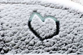 Mardi, de la neige est attendue en montagne et des températures très basses pour le printemps dans toute la France.