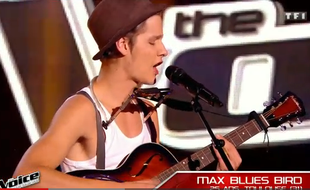 Max Blues Bird chante Love me anymore.