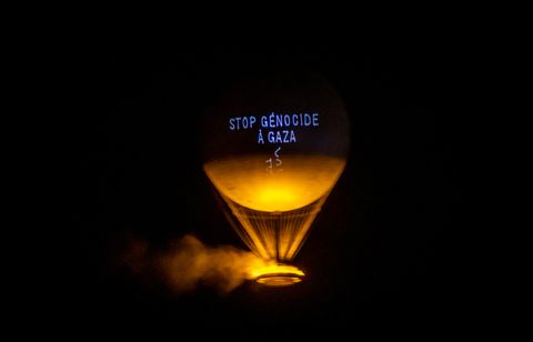 Amnesty International derrière le message pour Gaza sur la vasque olympique