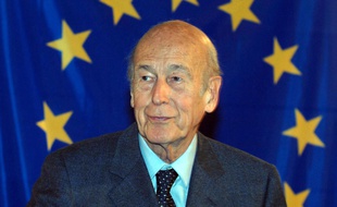 Valéry Giscard d'Estaing, promoteur d'une constitution pour l'Europe, le 23 mai 2005 à Clermont-Ferrand