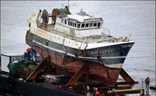 Le comité régional des pêches de Bretagne a réclamé jeudi une seconde expertise dans l'affaire du naufrage du Bugaled Breizh à la suite du rapport du Bureau enquête accident (BEA) Mer qui a conclu à un accident de pêche, écartant l'accrochage avec un sous-marin.