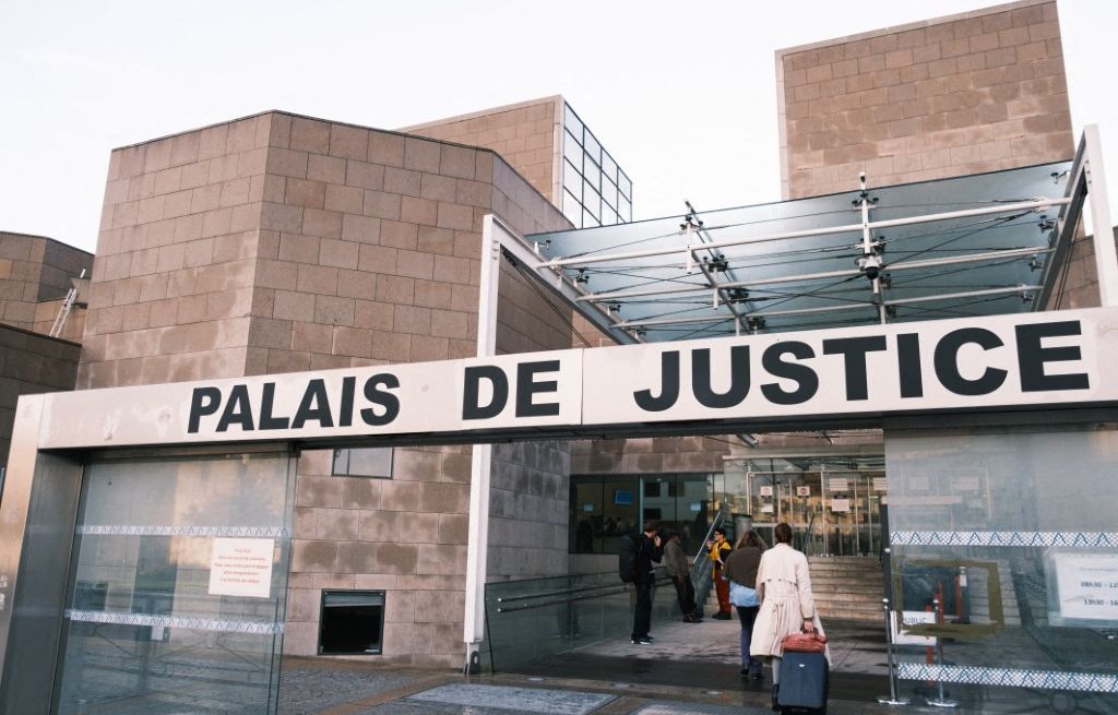 Vaucluse : La mère des nouveau-nés retrouvés morts mise en examen pour meurtres
