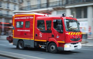 Trois morts dans un feu d’appartement dans l’est de Paris