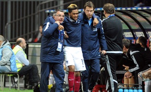 Jordan Amavi sort blessé de France-Irlande du Nord