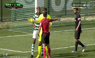 Le penalty le plus bête de l'histoire