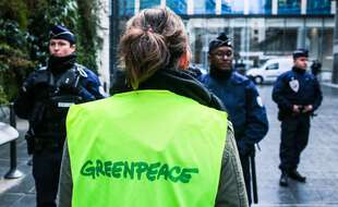 Illustration d'une activiste de Greenpeace.